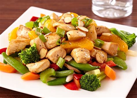 Healthy Chinese Chicken Stir-Fry Recipe | Hungry Girl