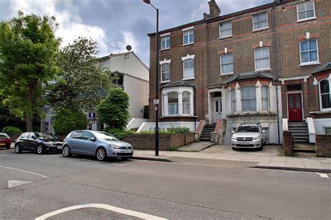 2 bed flat for sale in Tufnell Park Road, London N7 - Zoopla