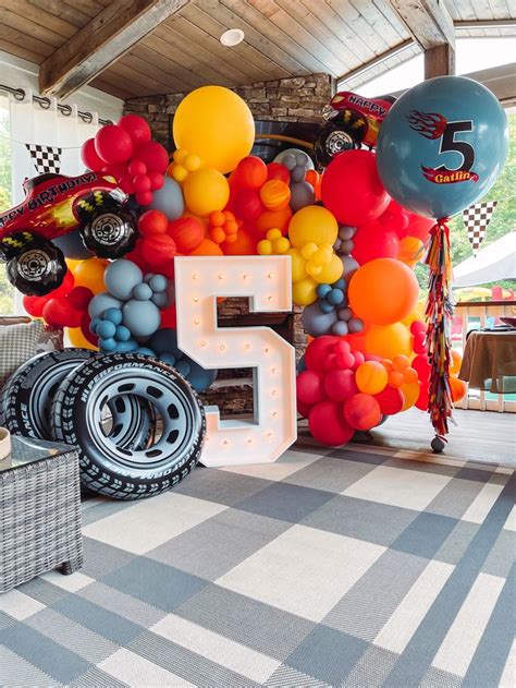 Hot wheels boy birthday balloons! 🏎 in 2022 | Hotwheels birthday party ...