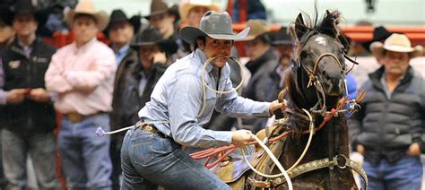 Local calf ropers bring momentum to hometown rodeo – The Flash Today || Erath County