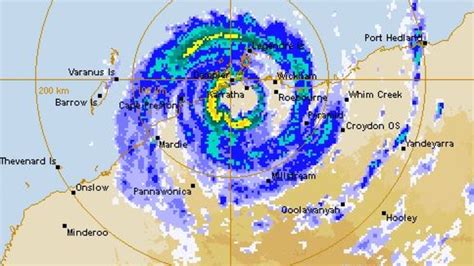 Tropical Cyclone Damien makes landfall near Karratha, Western Australia | Herald Sun