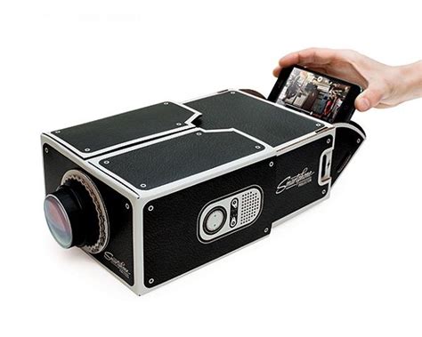 Affordable Smartphone Projectors : Smartphone Projector