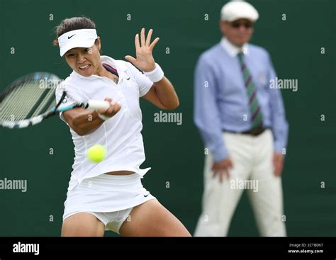 LI NA. WIMBLEDON TENNIS CHAMPIONSHIPS 2012. PICTURE CREDIT : © MARK ...