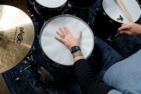 How To Tune A Snare Drum - Gear