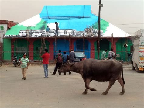 Artists Convert Delhi’s Narela Railway Station into a Beautiful Canvas