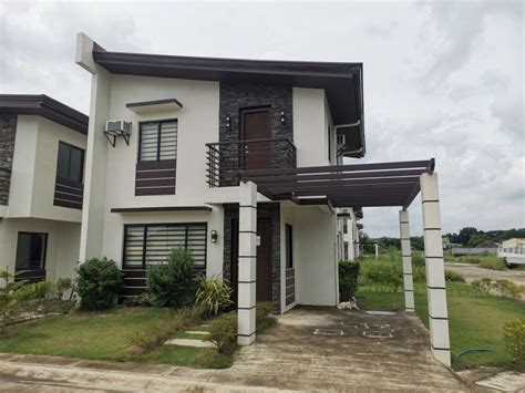 House and Lot for sale in Carmona Cavite 3 Bedrooms-Complete Turnover