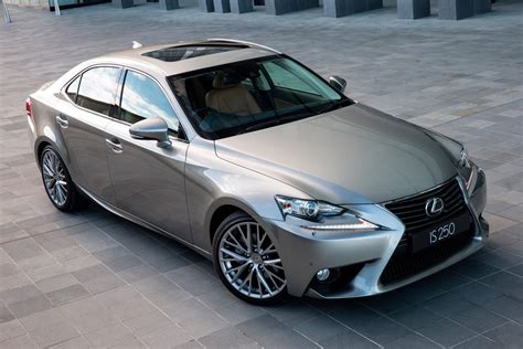 Lexus Cars - News: 2013 IS launched