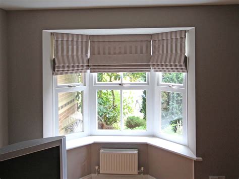 15 Best Roman Blinds on Bay Windows