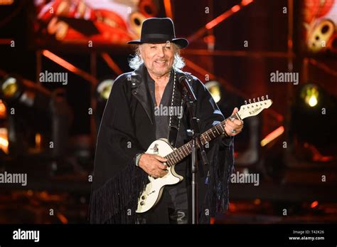 French pop singer hi-res stock photography and images - Alamy