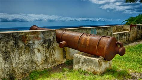 A picture a day: Portuguese coat of arms on a cannon barrel at Praia, Cape Verde