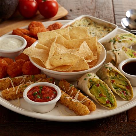 Best Beginnings Appetizer Combo | Menu | BJ's Restaurants and Brewhouse