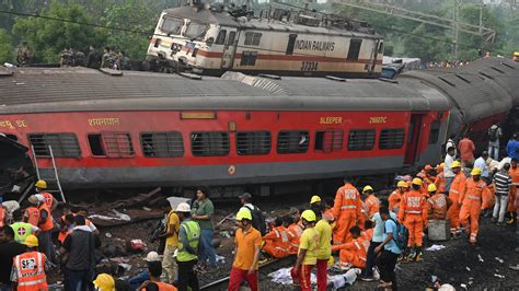 Indian Railway Minister Orders High-Level Probe Over Odisha Train Crash