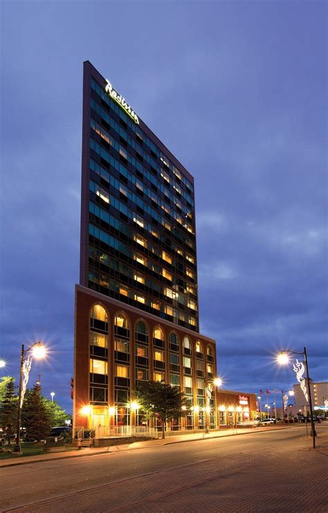 RADISSON HOTEL & SUITES FALLSVIEW, ON (Niagara Falls) - Hotel Reviews, Photos, Rate Comparison ...