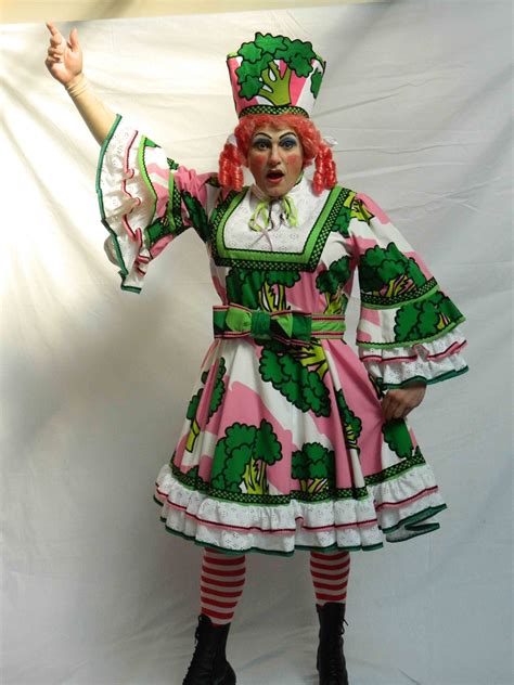 Panto Dame - Broccoli Costume Hire, Wig Hat, Jack And The Beanstalk, Pantomime, Creative ...