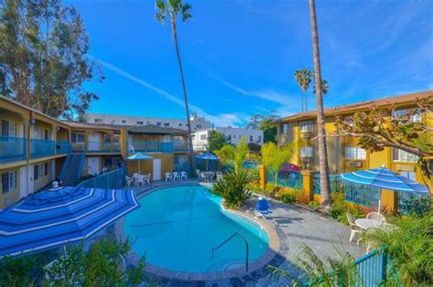 Hollywood City Inn, Los Angeles - Compare Deals