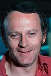 Larry Linville Biography, Age, Height, Wife, Net Worth, Family