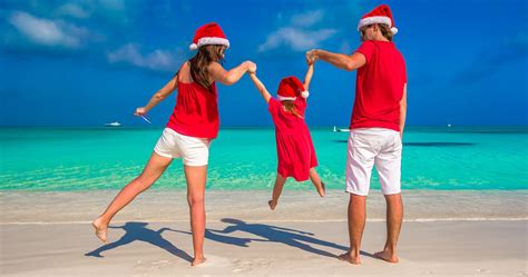 9 Amazing Christmas Vacation Ideas for Families | BEACHES