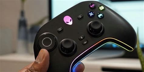 New Alienware Concept Nyx: The RGB Steam Controller of the future