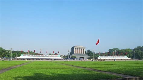 Ba Dinh Square - A place to mark the history of Vietnam's national