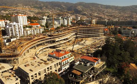 the new Savoy Palace is being built where before was the historic Savoy - Funchal Daily Photo