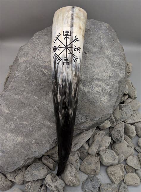 Vegvisir drinking horn | Drinking horns, Viking drinking horn, Horns