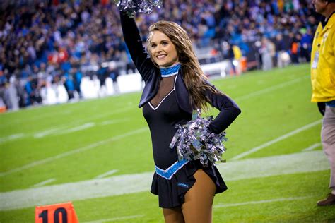 TopCat Katy (NEvsCAR '13) | Football cheerleaders, Carolina panthers cheerleaders, Cute cheer ...