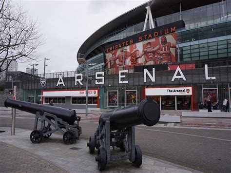 Football: Museum and Tour at Arsenal Stadium in London - Viajonários