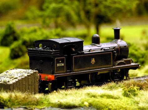 British Model Train & Railway layouts photographs in OO/HO Gauge Steam engines, Electric ...