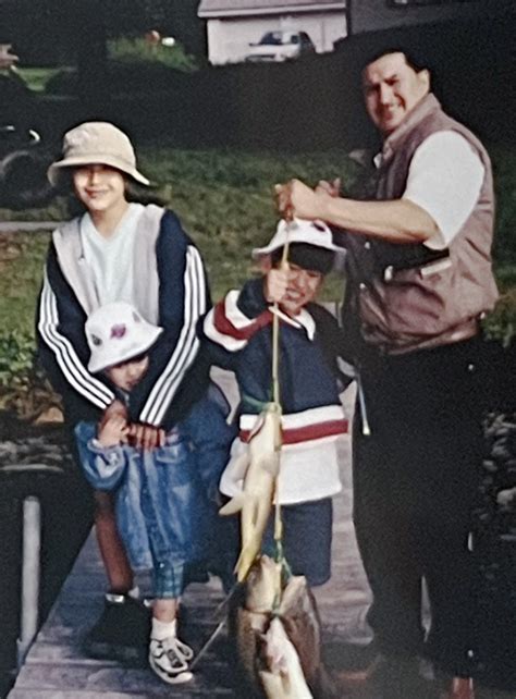 Edwin Castro's family pictured with him for first time as their sweet pledge to him before his ...