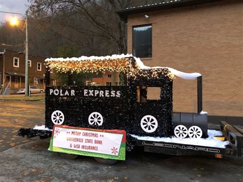 Polar express float | Christmas parade floats, Holiday parade floats, Polar express theme