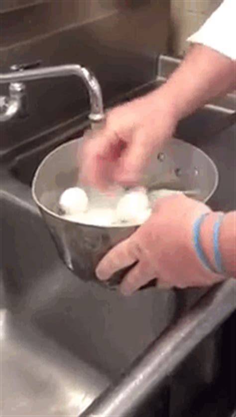 14 Cooking Tricks That Make Kitchen Duty Easier - The Idea King