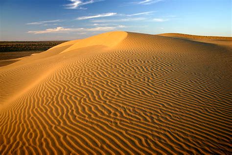 Best Beautiful Sand Dunes In Thar Desert Rajasthan India Stock Photos, Pictures & Royalty-Free ...