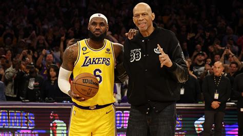 LeBron James breaks NBA’s all-time scoring record, passes Kareem