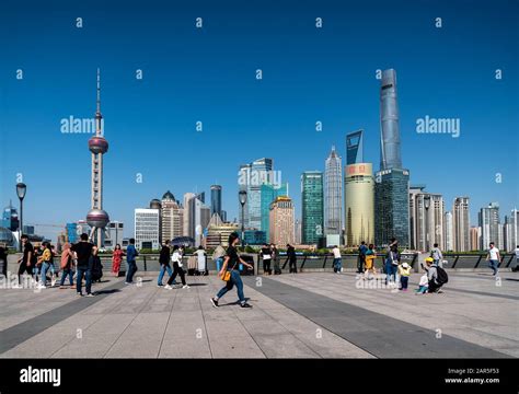 Lujiazui (Pudong) skyline from the Bund, Shanghai Stock Photo - Alamy