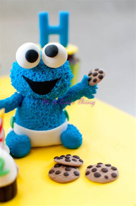 Zachy's Elmo and Cookie Monster | My littlest baby turned 2 … | Flickr