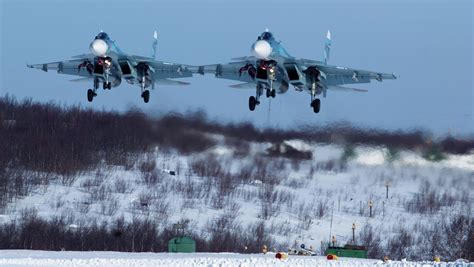 Video Shows Historic First Landing of Su-33 on Aircraft Carrier Admiral ...