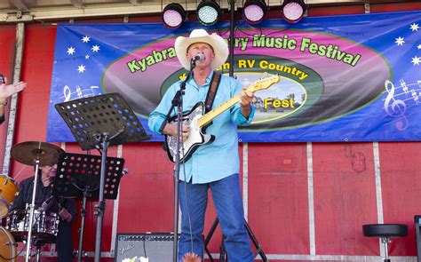 Country music festival hits the right notes | Kyabram Free Press