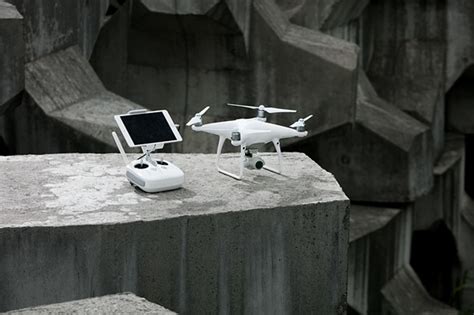 Man accused of flying drone over NFL football games charged: Digital Photography Review