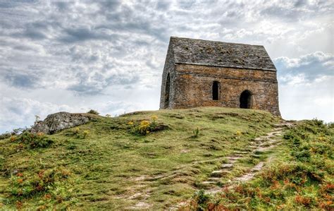 Rame Head Chapel | Rame Head is a magnificent headland with … | Flickr