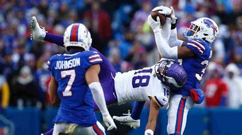 Watch: "Best catch of ALL TIME,"Justin Jefferson's ICONIC one-handed catch that left fans ...