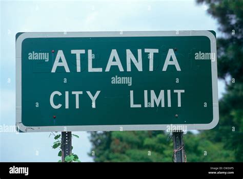 City limit sign for Atlanta, Georgia Stock Photo - Alamy