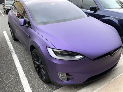 Matte purple Tesla : TeslaPorn