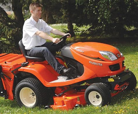 Kubota Ride-On Mowers - Lloyd Ltd