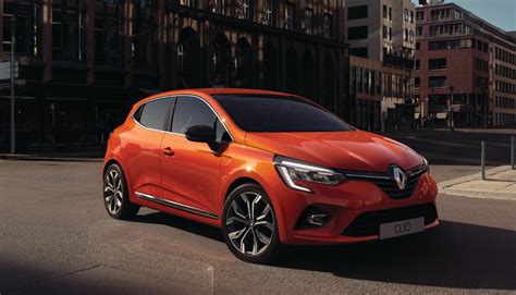 Evolution of the exterior style for the New Clio - Renault Group