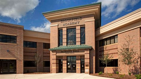 Brookfield Academy High School | WI Educational Facility Architects