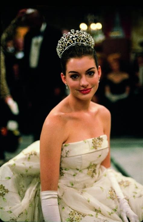 Anne Hathaway as Mia Thermopolis: The Princess Diaries - Greatest Props in Movie History