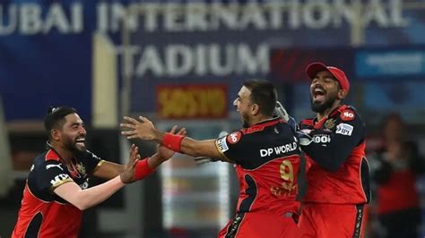 IPL 2021, Purple Cap Winner: After Nine Years of Grind, Harshal Patel Finally Comes to The Party