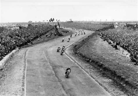 TT-Circuit-Assen-1952-S-Corner - Circuits of the past