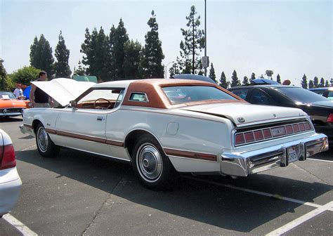 1975 Ford Thunderbird - Information and photos - MOMENTcar