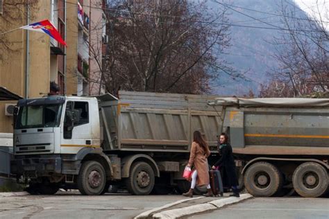 Serbs in Northern Kosovo to Start Removing Barricades From Thursday